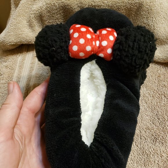 NEW Disney Minnie Mouse Slippers Snuggle Toes Women's Size Small/Medium - Picture 4 of 6